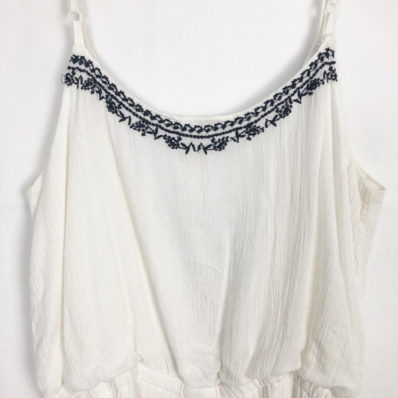 Forever 21 Embroidered Sleeveless Women's White Romper Size M - Picture 8 of 11